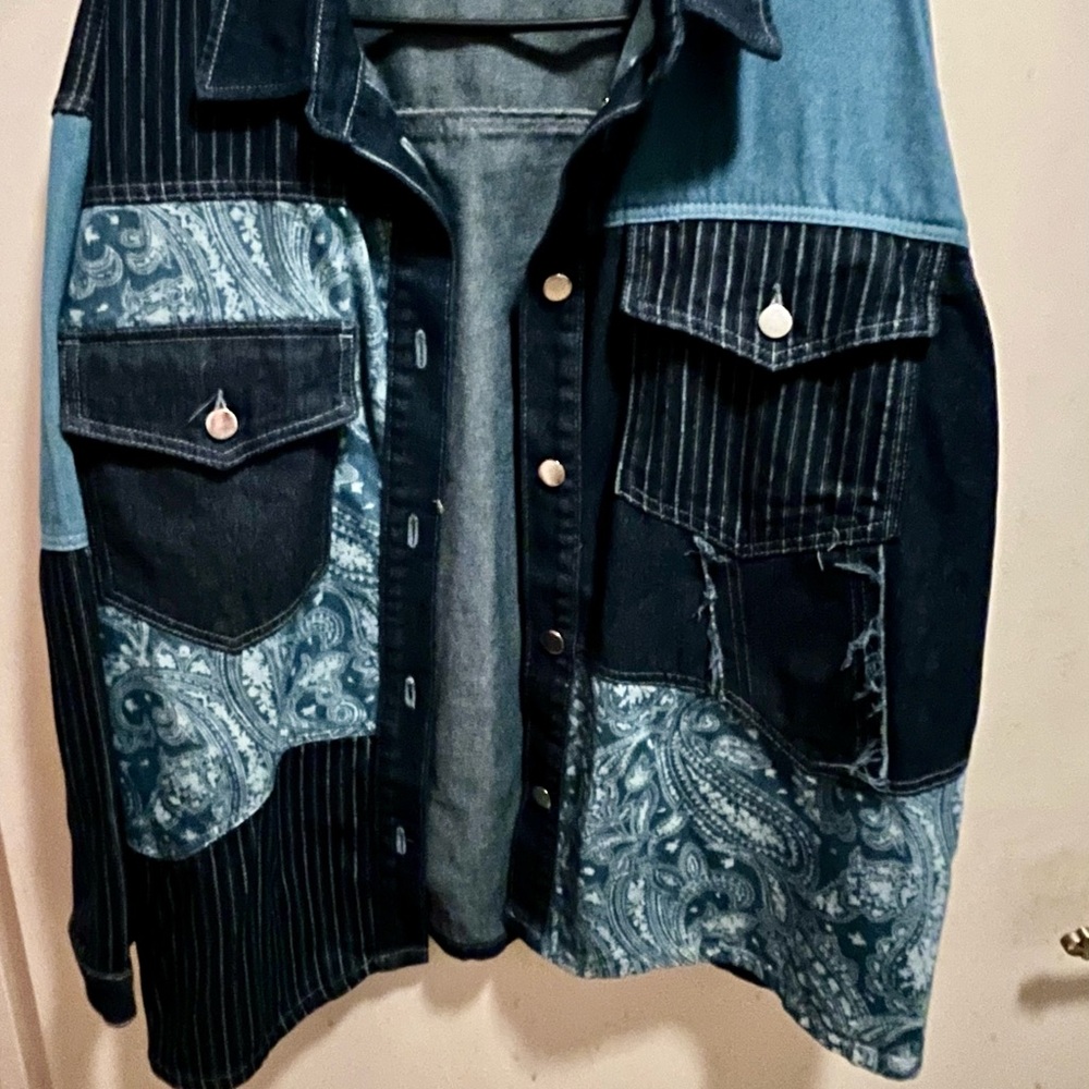 Stylish Women's Patchwork Denim Jacket - image 3